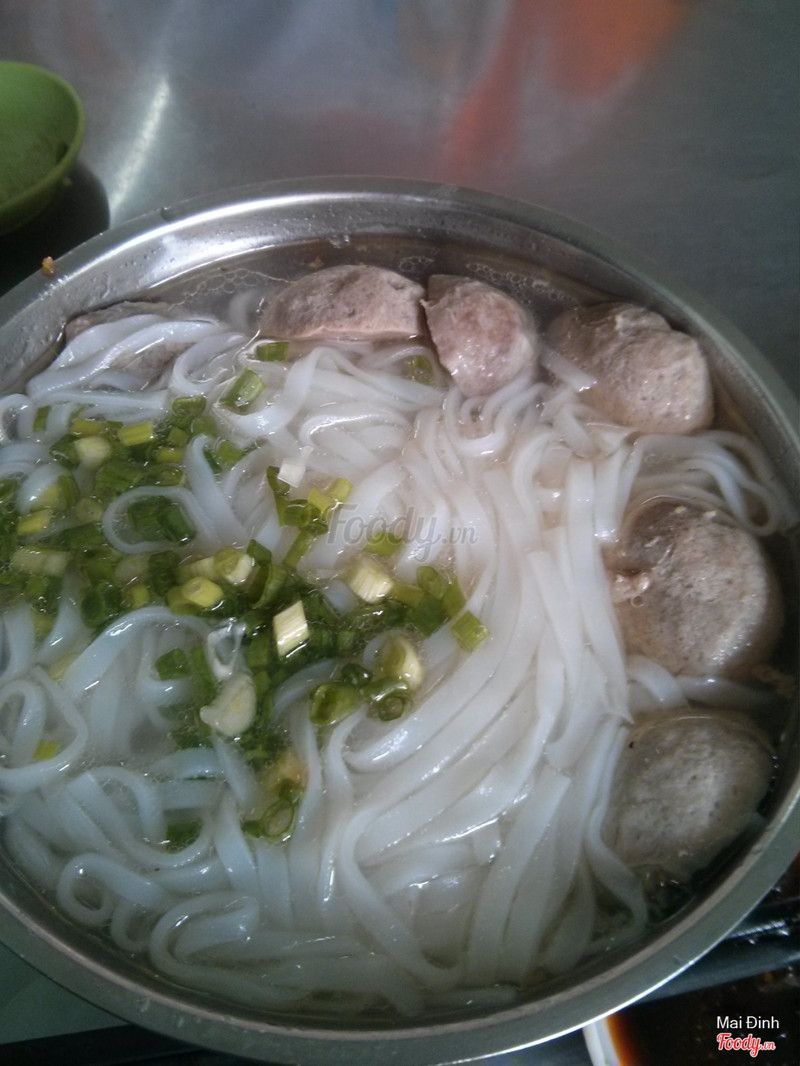 hủ tiếu bò viên