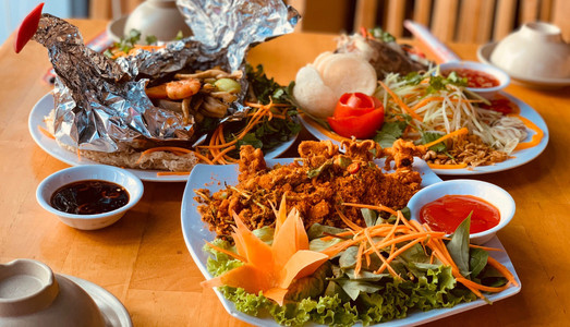 Họp mặt gia đình cuối tuần