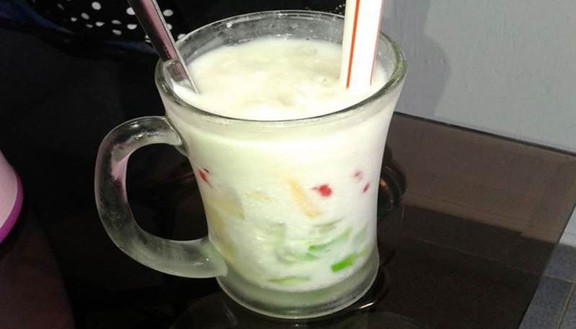 Chè Tuyết Nhi