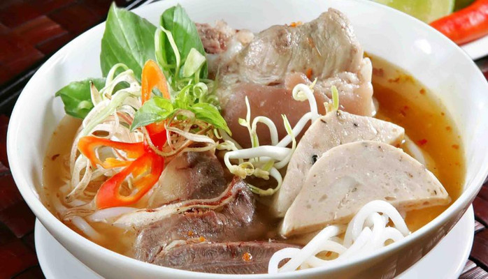 Bún Bò Huế Cô Phượng - Nguyễn Thái Bình