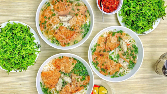 Nhung - Bún Chả Cá Thác Lác - Điện Biên Phủ