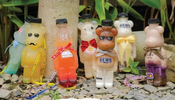 Milktea & Foods Bearbrick - Quang Trung