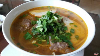 Bún bò chay
