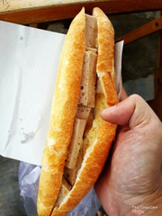 Bánh Mì Chả
