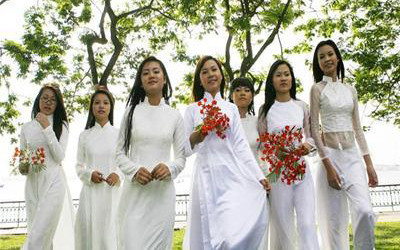 THPT Phan Chu Trinh - Âu Cơ