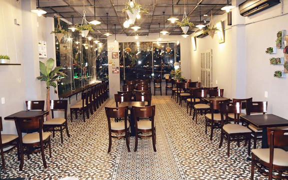 Lyn's Milk Tea & Drinks - Bạch Đằng