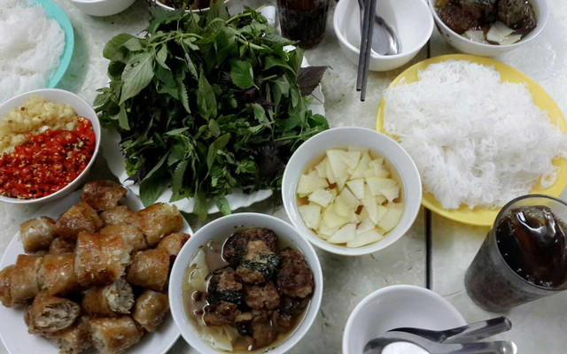 Bún Chả Hàng Mành & Nem Cua Bể