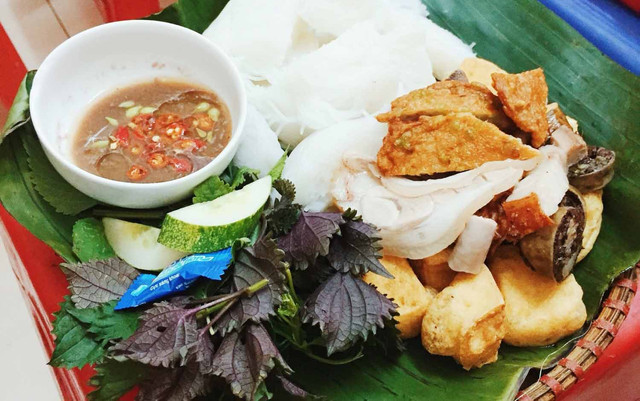 Chính Dung - Bún Đậu Mắm Tôm
