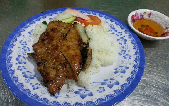 Cơm Tấm Hẻm 600