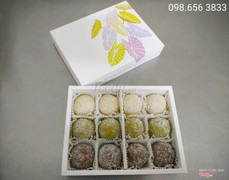 Hộp mochi 12c nhỏ - vỏ thập cẩm