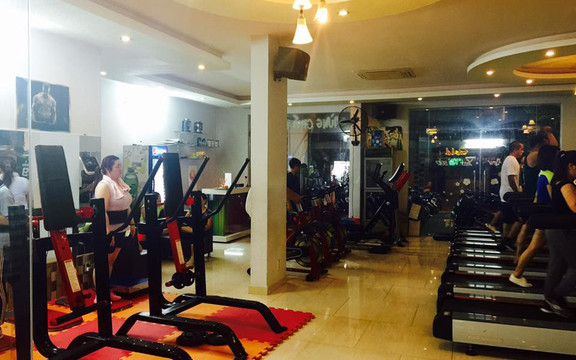 Phòng Tập Gold Gym