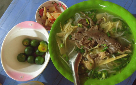 Bún & Miến Ngan - Vũ Ngọc Phan