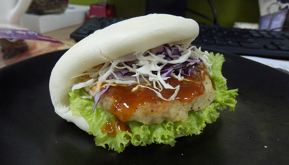 Bánh Bao Kẹp