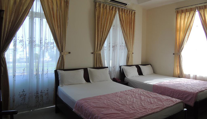 Tuấn Thủy Hotel