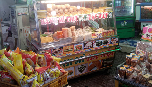 Bánh Mì Hà Nội 163