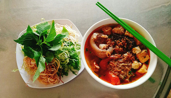 Quỳnh Giang Quán - Cơm & Bún Riêu Cua