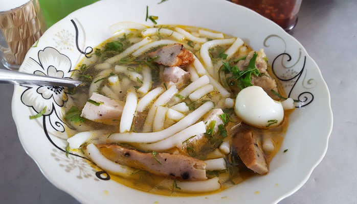 Bánh Canh Cọng Bún Chả Cá