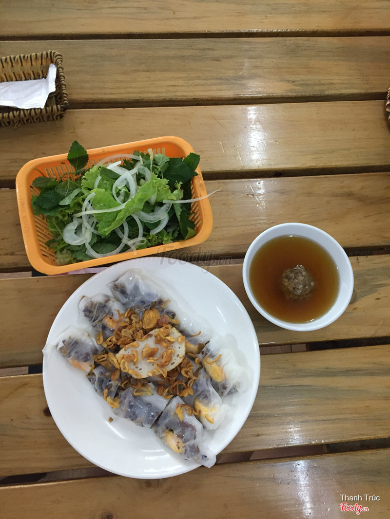 Bánh cuốn tôm nhân thịt