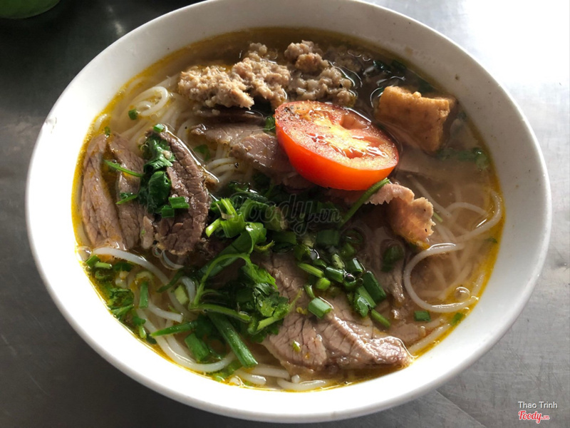 Bún riêu bò