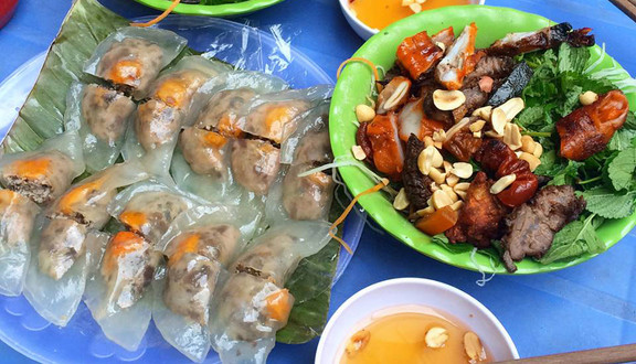 Nộm Bò Khô, Bánh Bột Lọc & Xôi Nóng - Chùa Láng