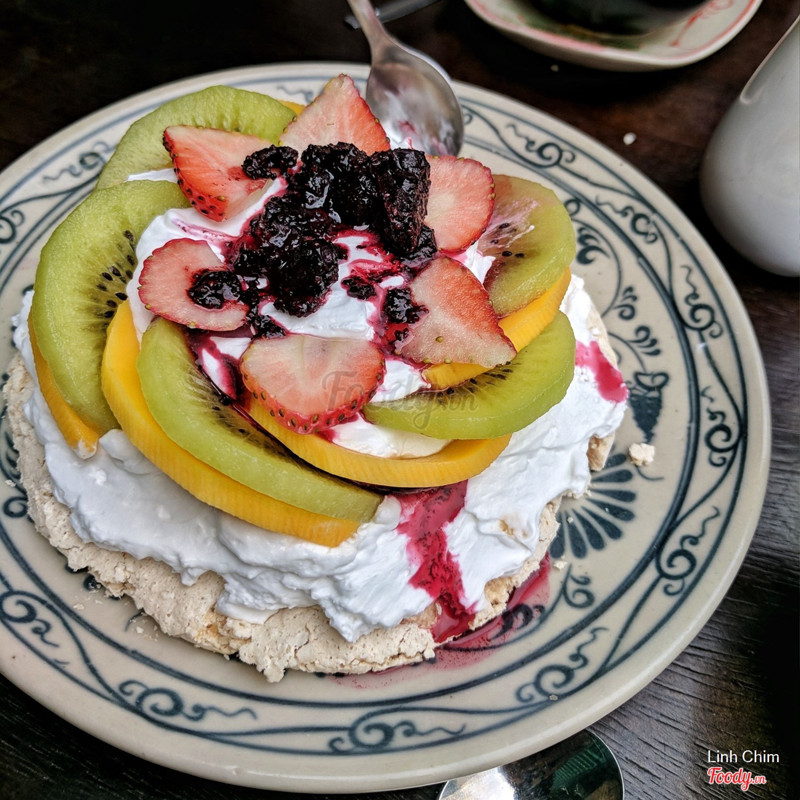 Vegan Pavlova