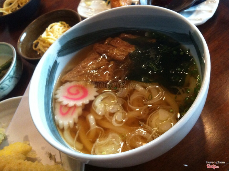 Mì udon nóng