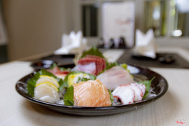 Sashimi tươi ngon