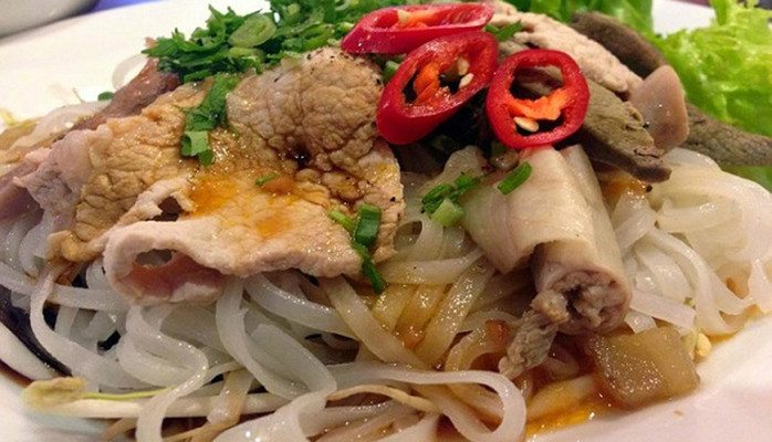 Phở Bắc Hải - Hoàng Minh Giám