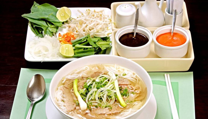 Phở Ông Cát Gia Truyền Since 1988 - Phạm Ngũ Lão