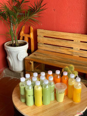 nước ép nguyên chất tươi ngon 23/chai