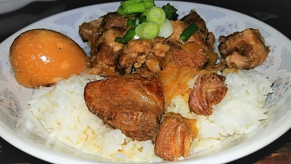 Cơm Ngọc - Nguyễn Văn Qùy