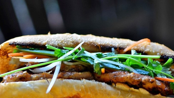 Bánh Mì Ngọc Hiền - Bánh Mì - 51 Thái Thông