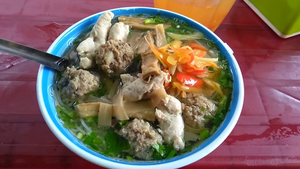 Bún Măng Mọc 3CE - Hồng Mai