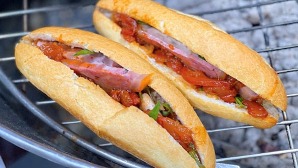 Bánh Mì Tràng Tiền Huế - O Ty