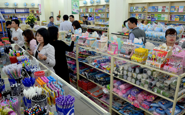 Trung Tâm Sách Và Thiết Bị Giáo Dục - Tạ Quang Bửu