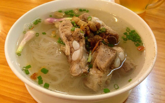 Hủ Tiếu Mì Xương