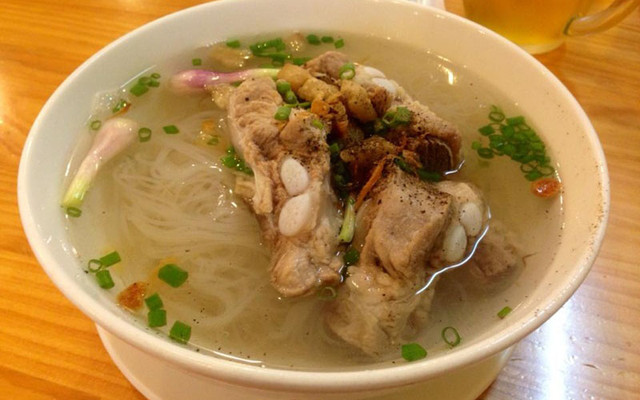 Hủ Tiếu Mì Xương