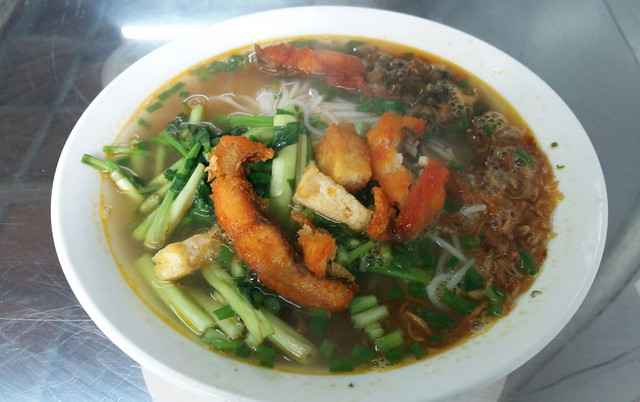 Bánh Đa Canh Cá Rô