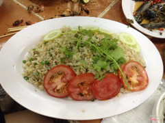 Cơm chiên cá mặn