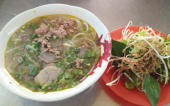 Thảo - Bún Bò, Bún Riêu & Mì Quảng