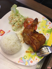 Cơm gà nướng góc tư 55k