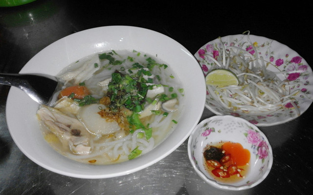 Cơm, Hủ Tiếu & Bánh Canh Gà