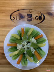 Rau củ quả luộc chấm kho quẹt