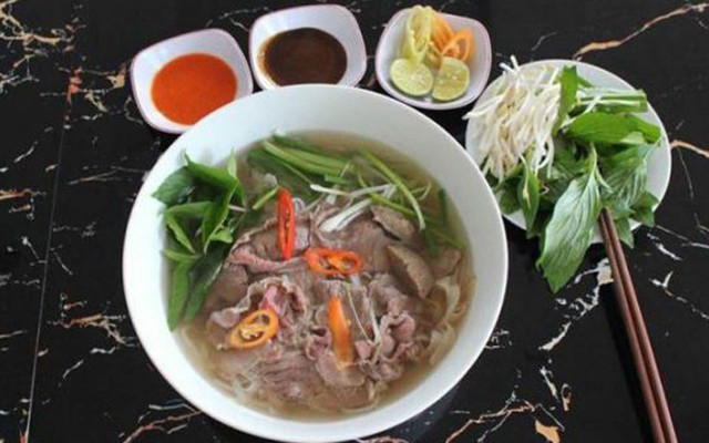 Phở & Hủ Tiếu Bình Dân - Lê Anh Xuân