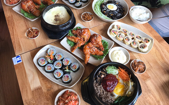 Busan Korean Food - Món Hàn Quốc - Lê Văn Sỹ