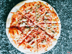 Pizza Funghi( ham, mushrooms) - 89000