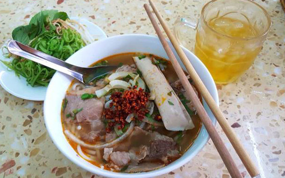 Bún Bò Cô Bé