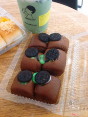 Bánh matcha oreo