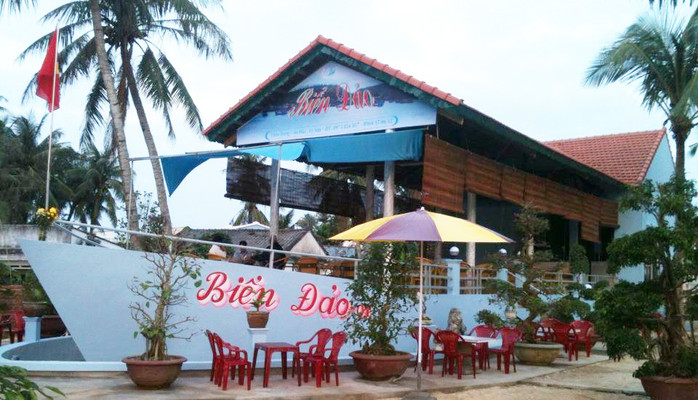 Biển Đảo Cafe