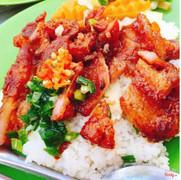 Cơm tấm Sườn Gà Bì Chả Ốpla 